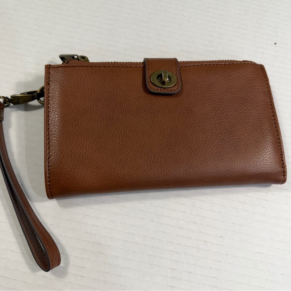 Maurices brown wristlet